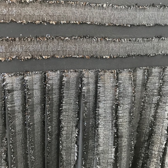 Elie Tahari silk ruffle black metallic shirt - Picture 10 of 10